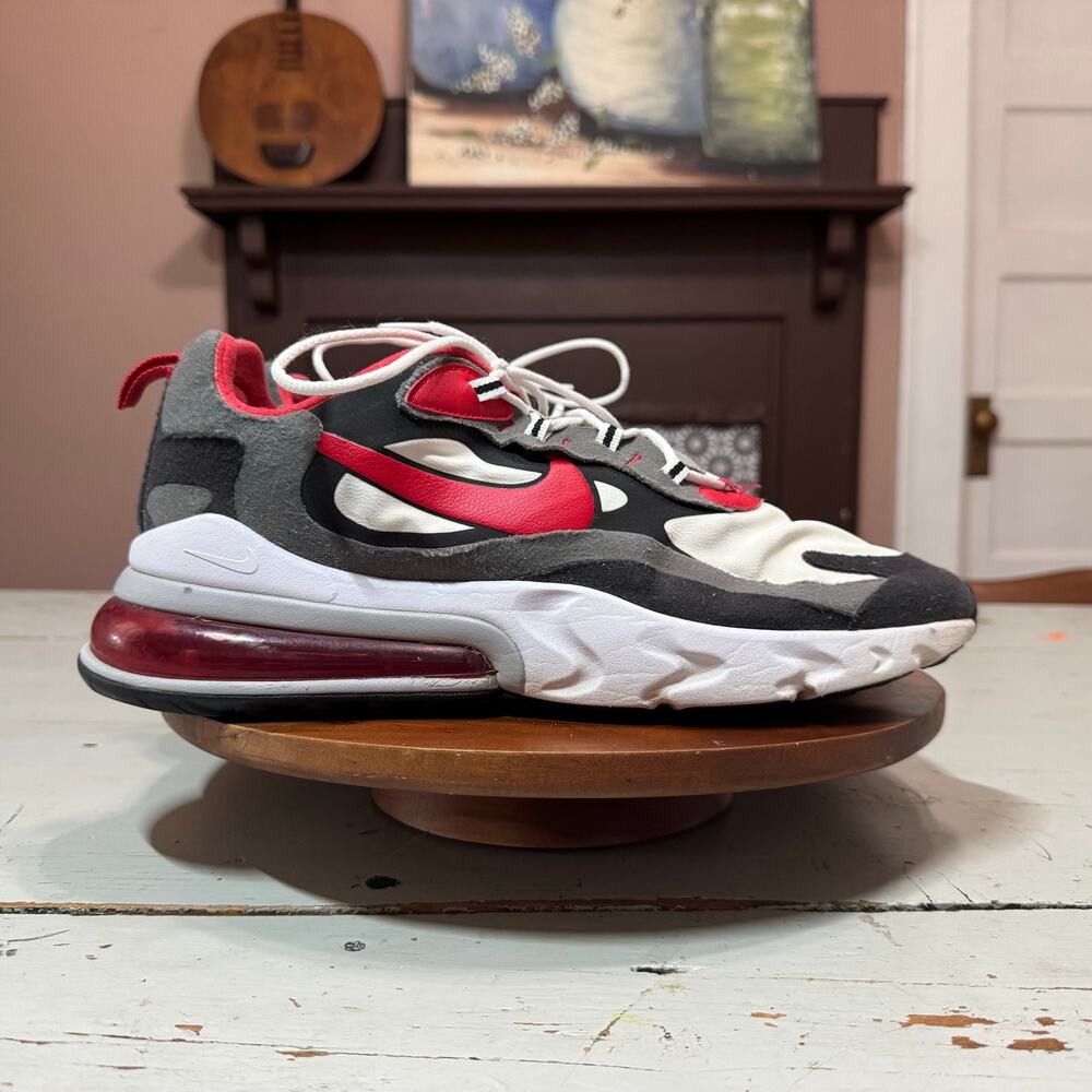 Nike Air Max 270 React Mens Size 13 Red Black White Sneaker Shoes